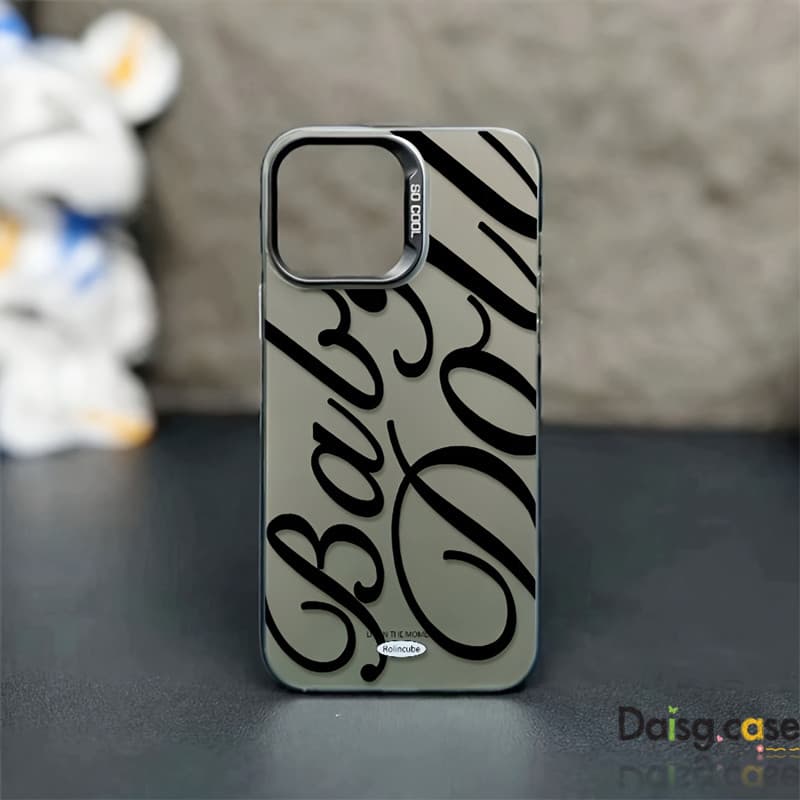 Capinha Capa com Design de Texto "Baby Doll" em Acabamento Espelhado Para iPhone 11 14 15 16 12 17 13 pro max 7/8 plus