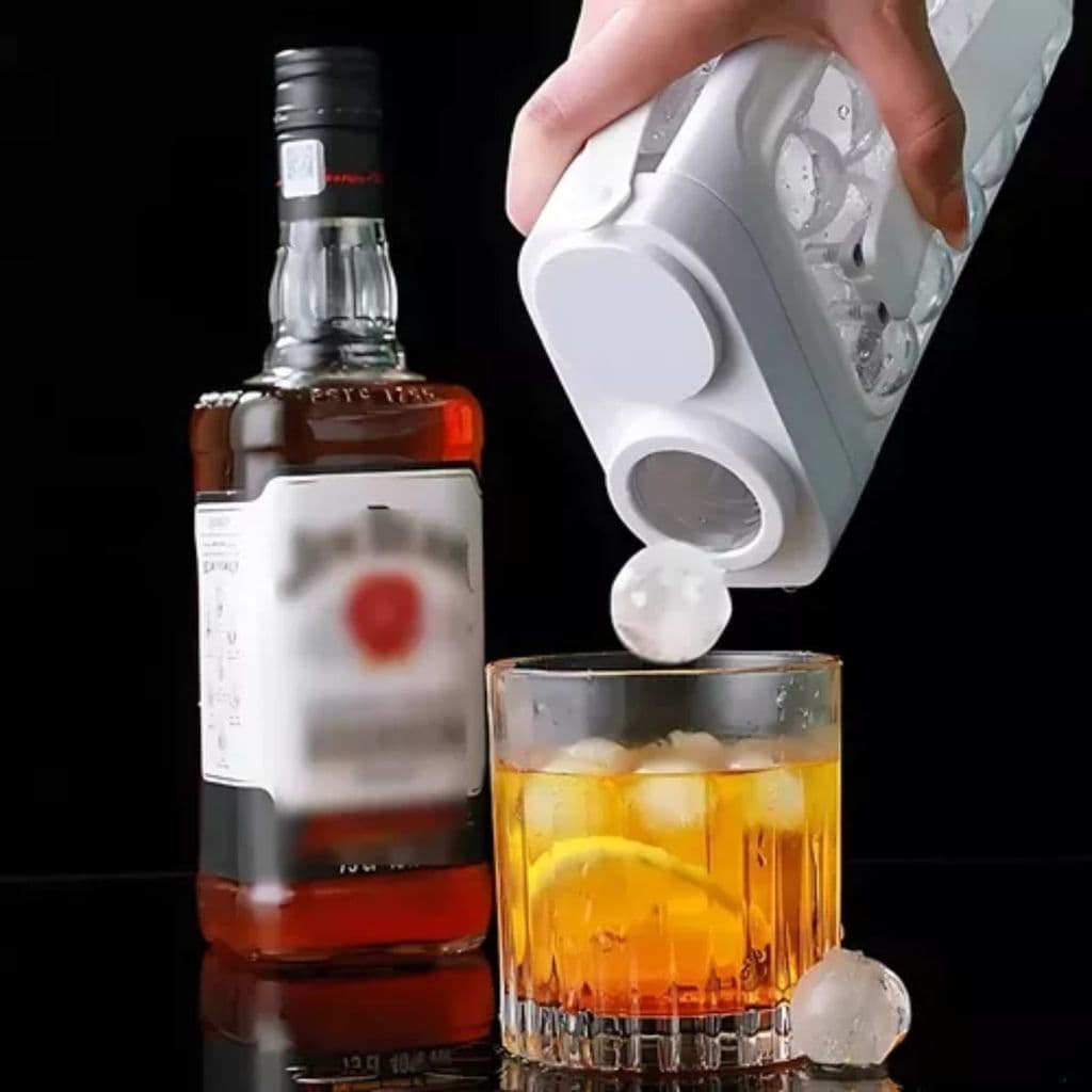 Garrafa de Gelo de Silicone - Bolinhas para Bebidas
