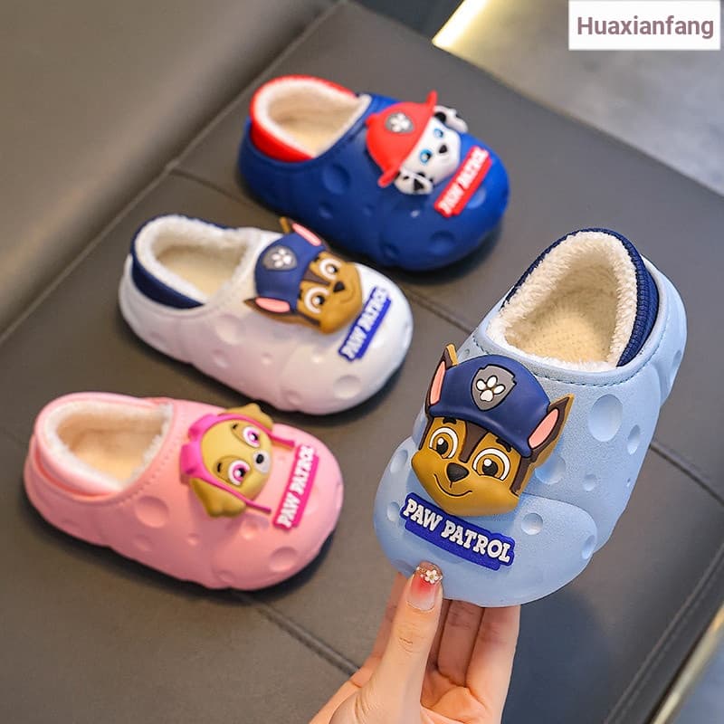 {Novos produtos} Chinelos de algodão infantis quentes de inverno inverno, meninos, meninas, chinelos internos, sapatos d