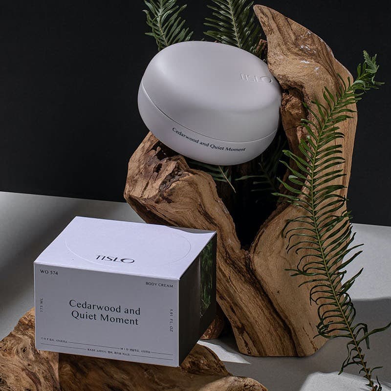 Creme Corporal TISLO Cedarwood and Quite Moment Body Cream Loção Corporal Aromas de Madeira de Cedro e Almíscar 175ml