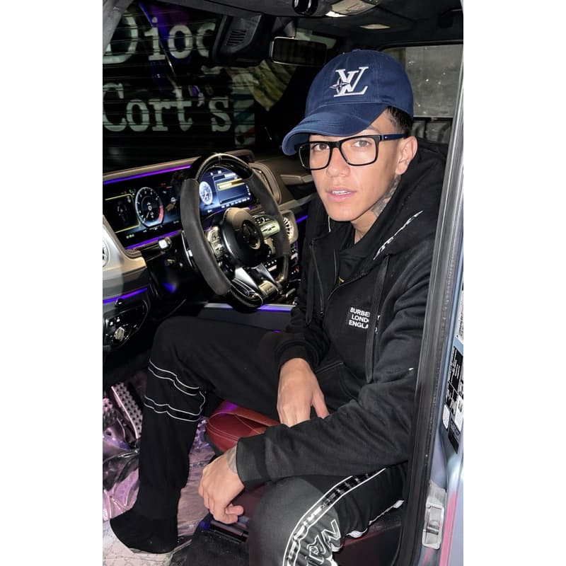 oculos tommyy kabrinha/nino