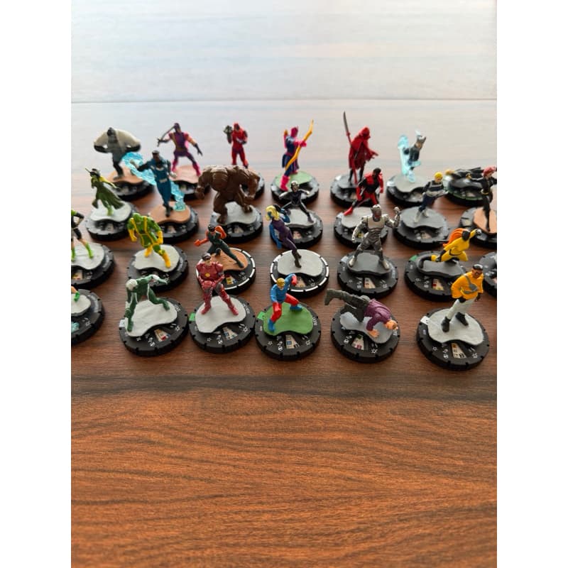 Lote Heroclix wizkids Marvel Mantis Reptil Jessica Jones Hawkeye Gorila (Valores Unitários)