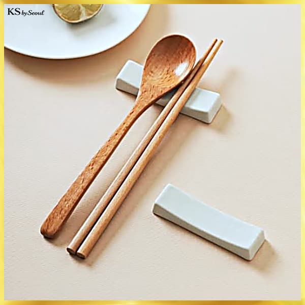[Daiso Korea] Conjunto De Descanso Para Pauzinhos E Colher De Cerâmica 2 Unidades