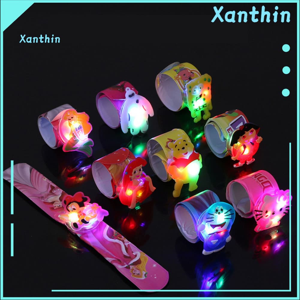 1Pc Cartoon Minions Doraemon LED Pulseira Festa Concerto Adereços