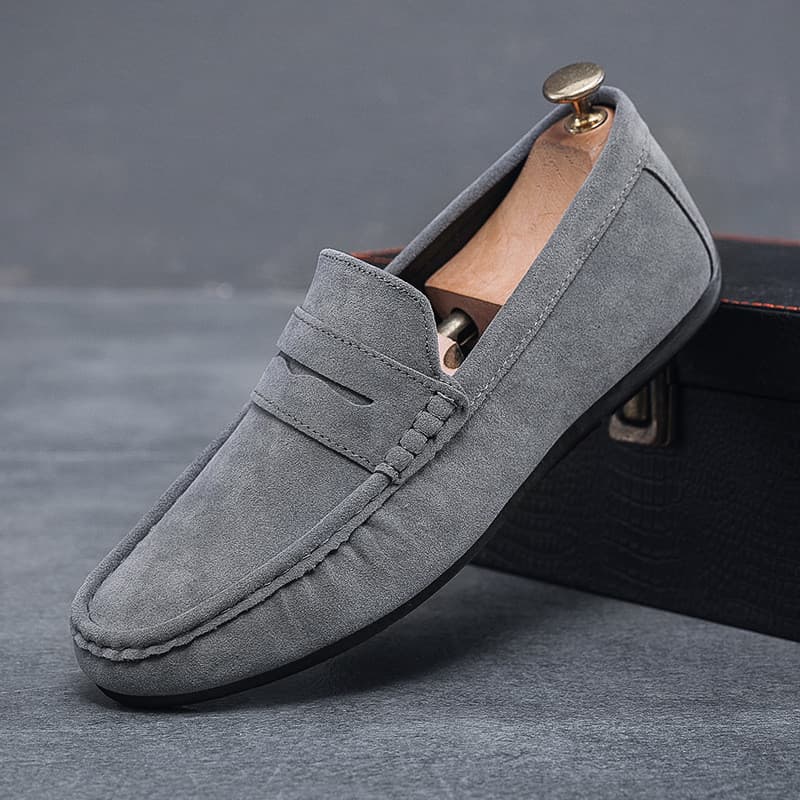 Mocassins masculinos dedo do pé redondo ervilhas sapatos masculinos preguiçosos deslizamento em sola macia condução sapa