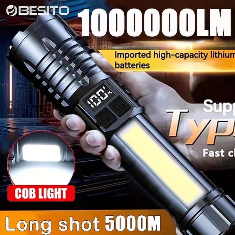 Lanterna LED portátil recarregável de alta potência com display, função de zoom e lanterna de emergência.