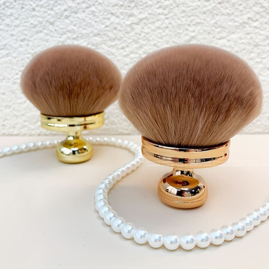 Pincel de Maquiagem Oval Ultra Macio para Pescoço e Corpo - Pincel Versátil para Pó e Blush, Perfeito para Todos os