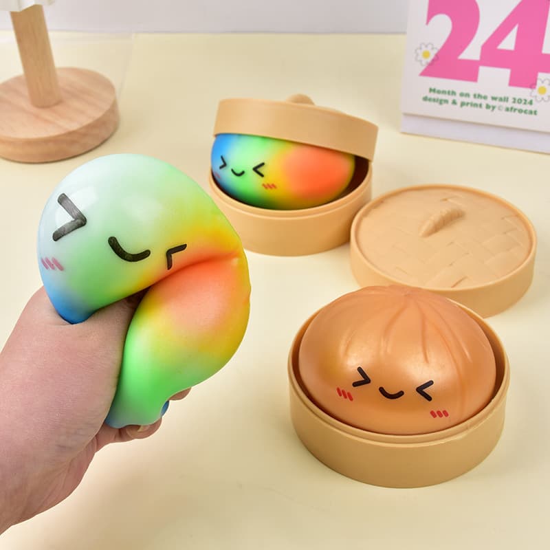 Brinquedo Squishy Colorido Rainbow Color Dumpling - Bola Antiestresse para Alívio do Estresse, Macio e Ideal para