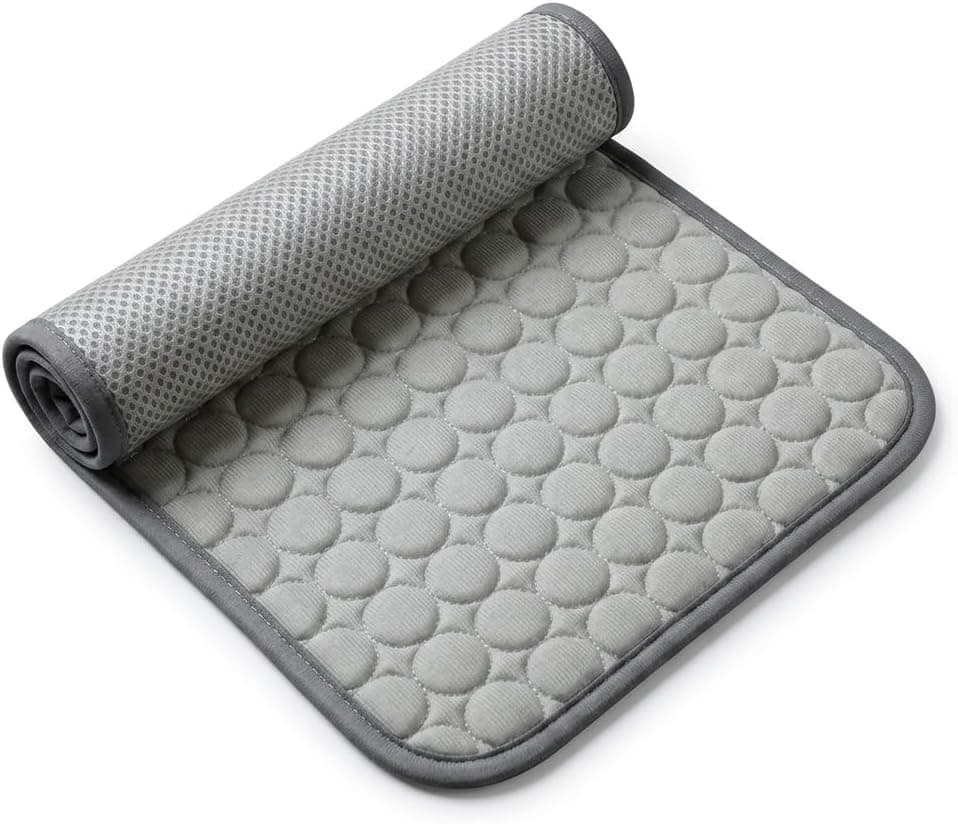 Tapete Refrescante Cinza para Pets de Seda Gelada 70 x 55 cm, Almofada Respirável para Alívio do Calor, Cama Lavável