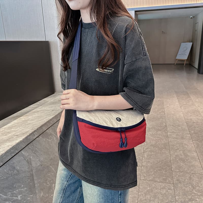 Bolsa tiracolo de nylon com blocos de cor feminina leve, bolsa de ombro com vários bolsos, bolsa mensageiro casual para