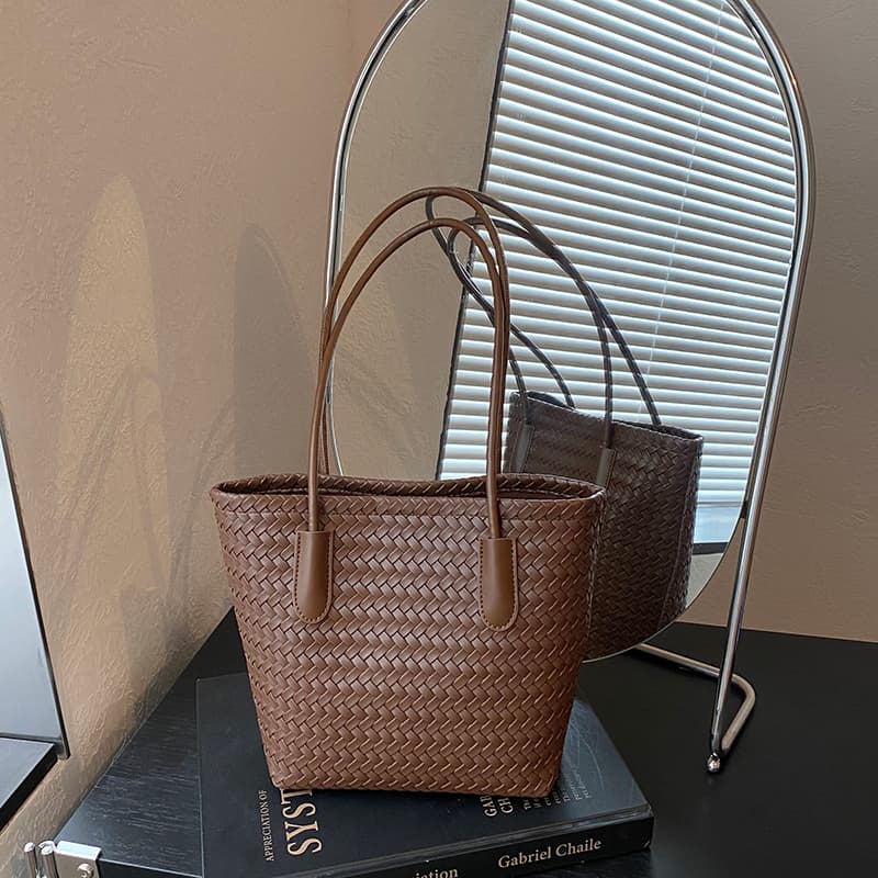 Aparência de alta qualidade, nova bolsa tiracolo de ombro único com design popular, bolsa de mão casual, bolsa bucket,