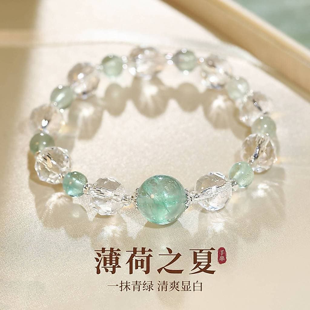 Menta verde branco cristal pulseira feminina luz luxo nicho requintado High-End frisado pulseira 2026 novo estilo empilh
