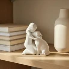 Escultura Mulher com Cachorro Minimalista Decoração Moderna Sala Quarto Escritório Presente Pet