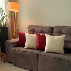 Kit 4 Capas de Almofadas em Suede Drapeado Decorativas com Zíper 42x42cm para sala, quarto, poltrona. Alta costura .....