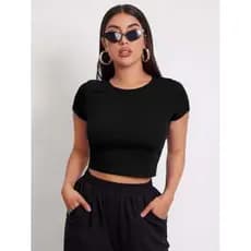 Blusa cropped manga curta gola redonda estilo t- shirt