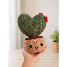 Cacto Coração Amigurumi 20 cms | Presente Perfeito e Afetivo | Decoração Fofa e Criativa para quarto de bebê