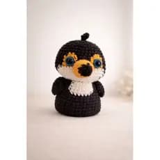 Tucano Amigurumi Artesanal 14cm | Decoração para quarto de bebê e Presente