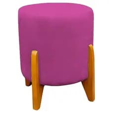 Puff Decorativo Thor Pés Em Madeira Veludo Rosa Kimi Design