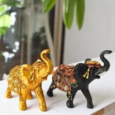Elefante Decorativo em Resina Indiano Sabedoria Sorte Dourado / Preto / Marrom