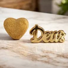 Palavra Decorativa Deus com Coração – Enfeite Religioso de Mesa