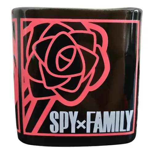 Caneca Quadrada Anime Spy x Family Yor 220ML Cerâmica