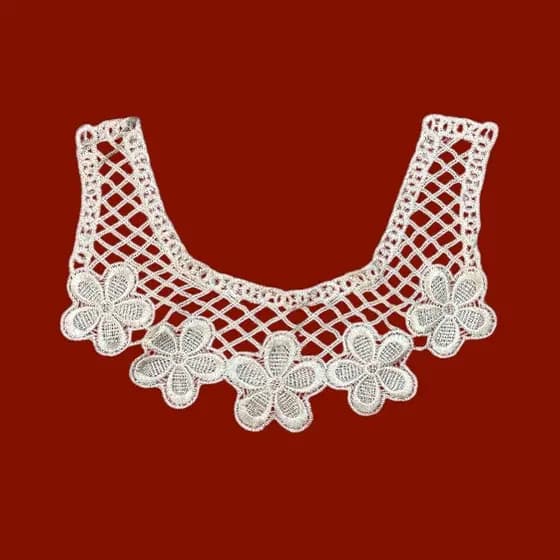 Aplique Guipir Floral RR03 Vazado Branco off white 40cm Renda Decorativa Para Costura Criativa