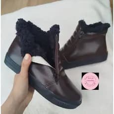 Bota feminina tenis sapato femenino forrado pelego lã tenis toda forrada adulto botinha cano curto