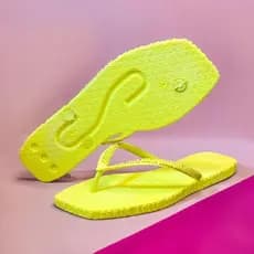 Chinelo Rasteirinha Bico Ponta Quadrado Super Macios Em cores Neon Verão Alto Relevo Varias Cores