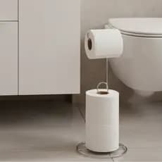 Suporte Porta Papel Higiênico De Chão Cromado Com Reserva Para 3 Rolos Cromado Minimalista