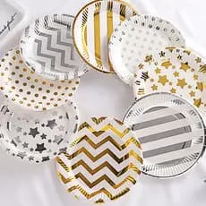 10 Pratos de Papel Metalizado Dourado Prata Variados