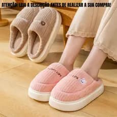Pantufa Feminina de Pelúcia com Solado Antiderrapante – Leve, Macio, Conforto e Estilo em Casa