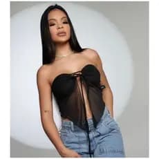 Cropped Top Tomara que Caia Tule com Bojo Amarração Frontal Moda Blogueira Cropped Livia LR Verão Tendencia Festas Banco