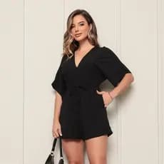 Macaquinho Feminino em Viscolinho Liso com Caimento Leve e Elegância para Verão