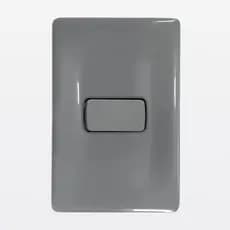 Conjunto 4x2 Placa + Interruptor Simples 10A Cinza Zeffia Legrand 680100CZ