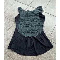 Blusa Preta Fargo com Renda nas Costas M
