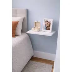 Mesa cabeceira minimalista suspensa branca mdf