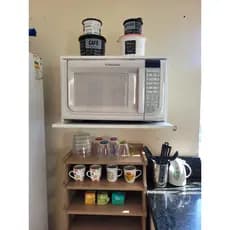 SUPORTE MICROONDAS FORNINHO, MDF BRANCO, ALTA RESISTÊNCIA, SUPORTA ATE 30 QUILOS
