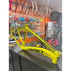 Quadro Aro 24 Raio Saturno Alumínio  Amarelo
