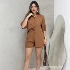 CONJUNTO SOCIAL ELEGANTE FEMININO DE CAMISA MANGA LONGA E SHORTS DE TECIDO VSICOLINHO COM TOQUE MACIO E BOM CAIMENTO
