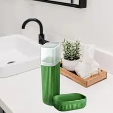Kit Viagem  Estojo Porta Escova Com Saboneteira Para Banheiro Verde
