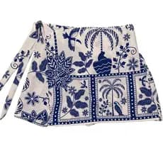 Short Saia Estampada com elástico nas costas, amarração