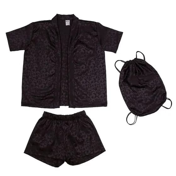Kit Com Três Peças Estampado Com Estrelas Pretas