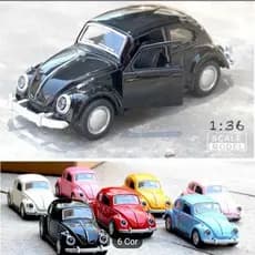 Carrinho Brinquedo Carro De Ferro com Fricção Fusca Fusquinha Colecionador Abre portas e Capô
