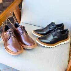Sapato Masculino Oxford Liso Tratorado Casual Leve Macio Sapato Social Moderno Confortavel