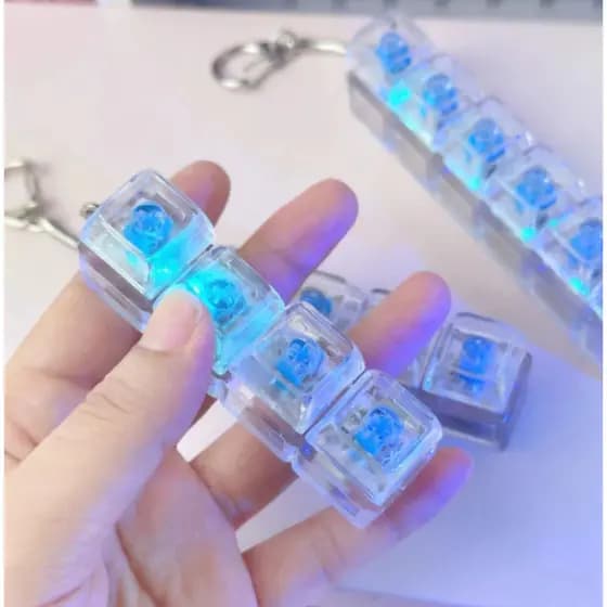 Chaveiro Fidget Toy Bolso Teclado Mecânico Sensorial Antiestresse LED Acessório Decorativo