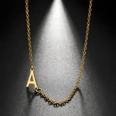 HT europeu americano novo estilo titânio aço 26 letras colar feminino simples aço inoxidável clavícula corrente moda jói