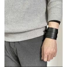 bracelete em couro sintetico 2 fivelas