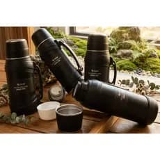 Garrafa Térmica 2,5 Litros Premium Aço Inox Conserva Gelado e Quente por Horas com Alça Ideal para Viagens e Acampamento