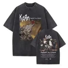 T-shirt Korn – Visual Gótico e Metaleiro para Fãs de Verdade