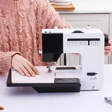 Máquina de Costura Multifuncional 38 Pontos Bivolt Com Extensor e Diversas Funções